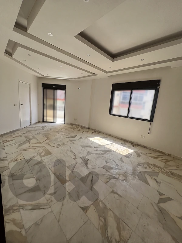 Apartment for Sale in El Hadath  شقة للبيع في الحدث