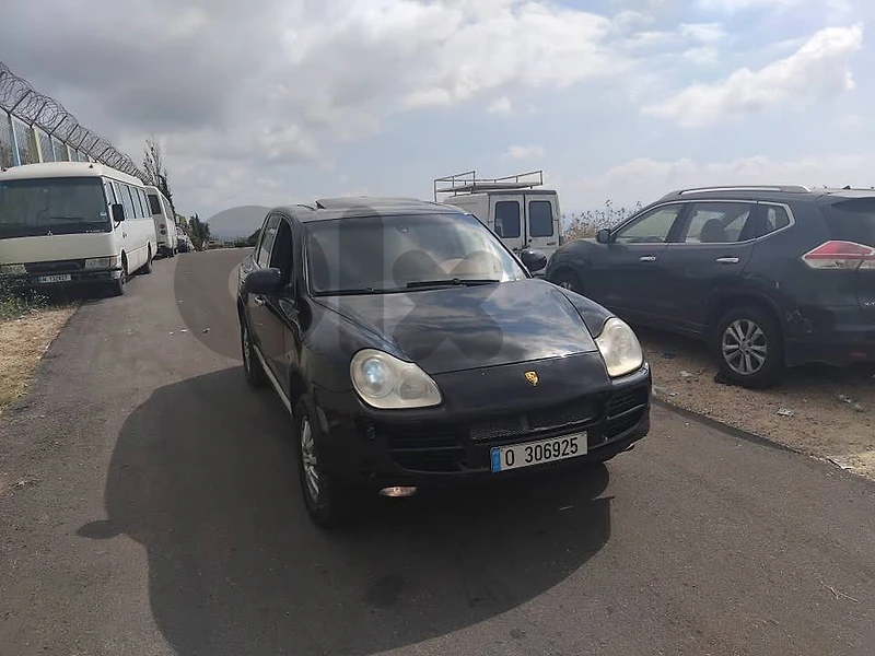 Porsche Cayenne 3500