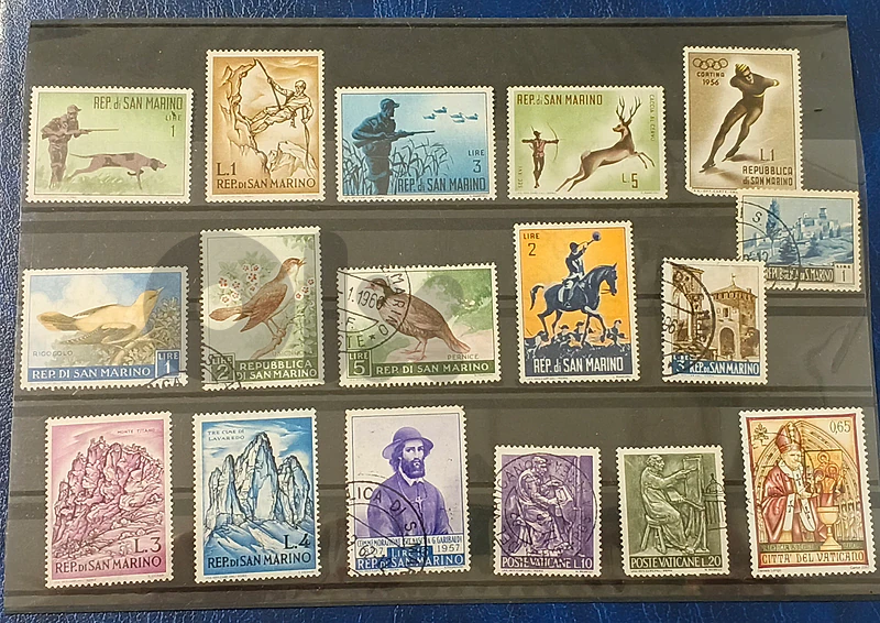 vintage collection postage stamps مجموعة طوابع مميزة  البريدية القديمة