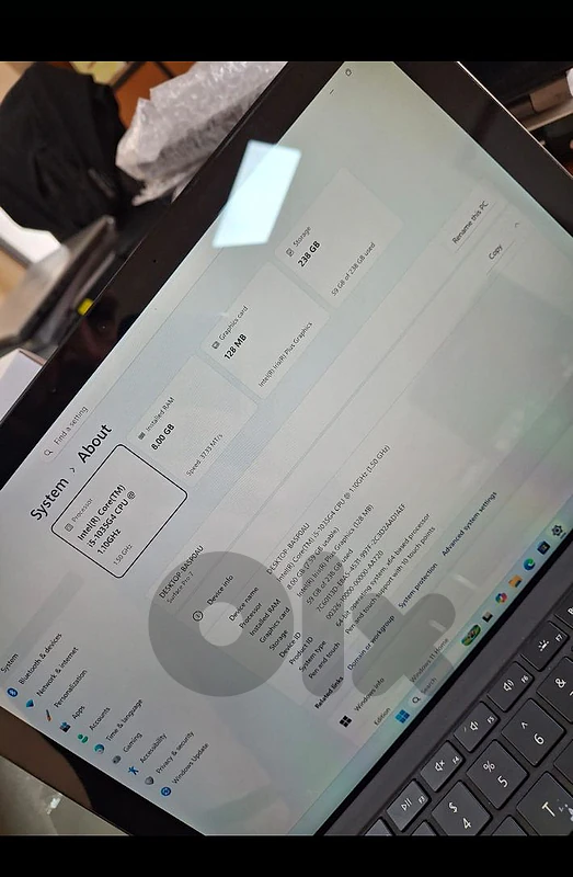 Microsoft Surface Pro 7 used like new! Hot 🔥