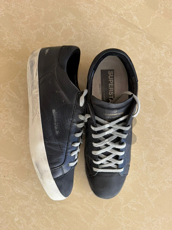 Golden Goose superstar