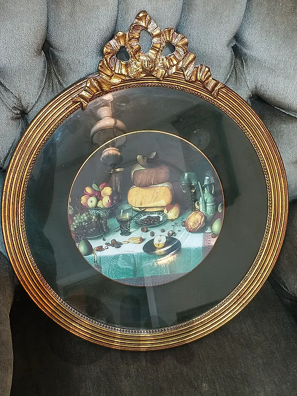 Decorative elegant round wall mirror مرآة حائط   تتوسطها صحن بورسلان