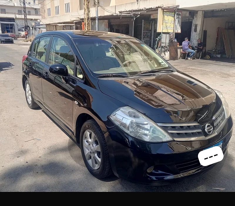 Nissan Tiida 2009