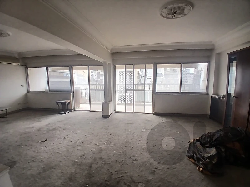 New Building 220m 3Bedroom+Parking Hamra Sarolla vs Brystol Beirut