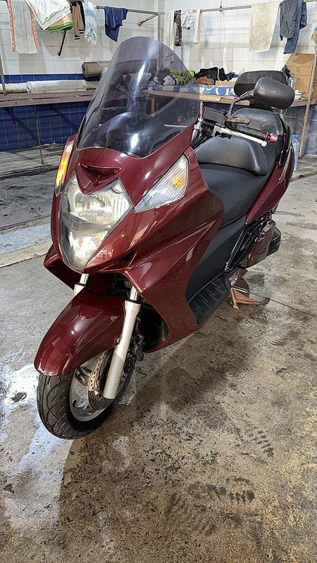 honda silverwing 400