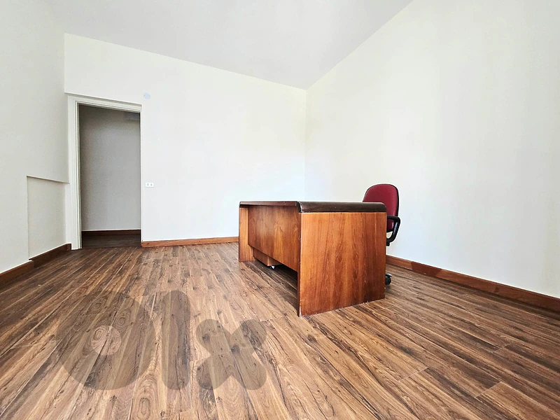 RAO26-5213 Office for Rent – Ras Beirut | 240 m² | $2,083/Month