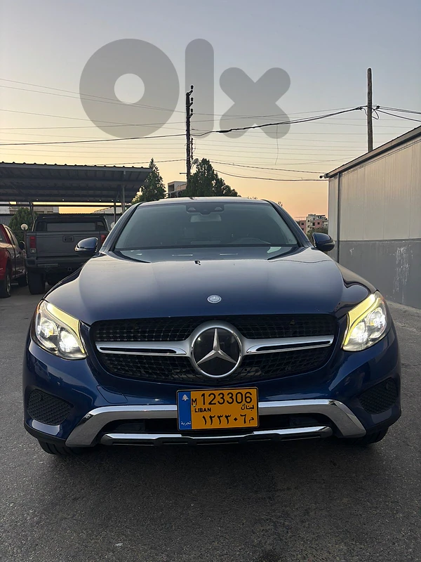 Mercedes Glc 300 4matic Coupe 2017 Clean carfax