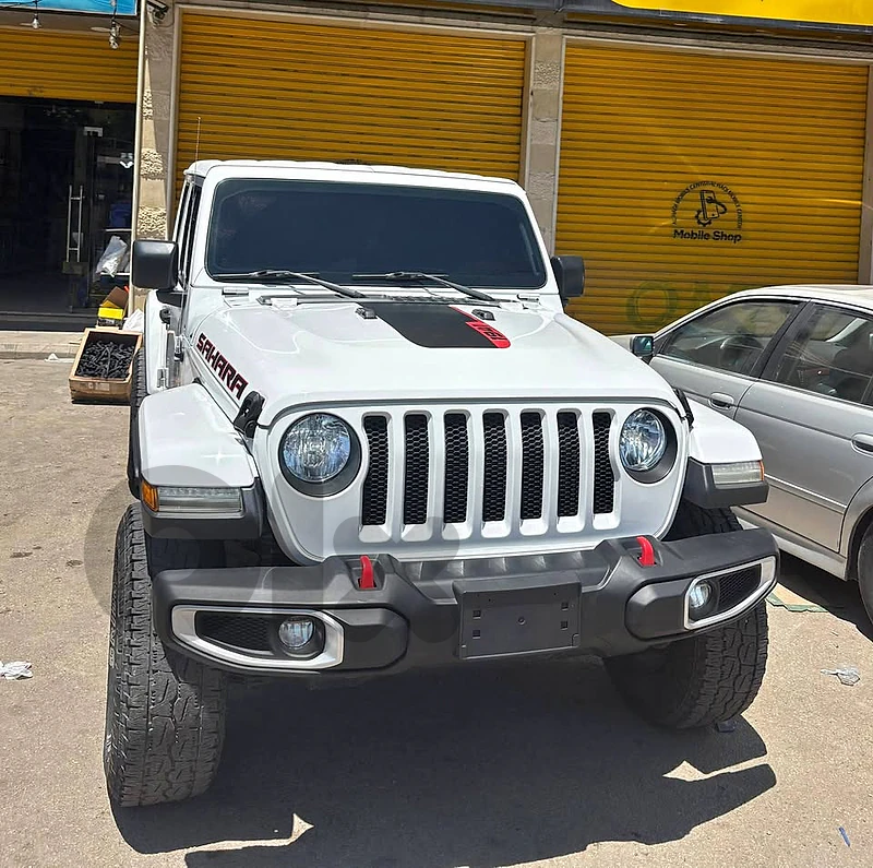 Jeep wrangler 2018 sahara full option for sale or trade 3 shi mneseb Jeep wrangler 2018 sahara full option for sale or trade 3 shi mneseb