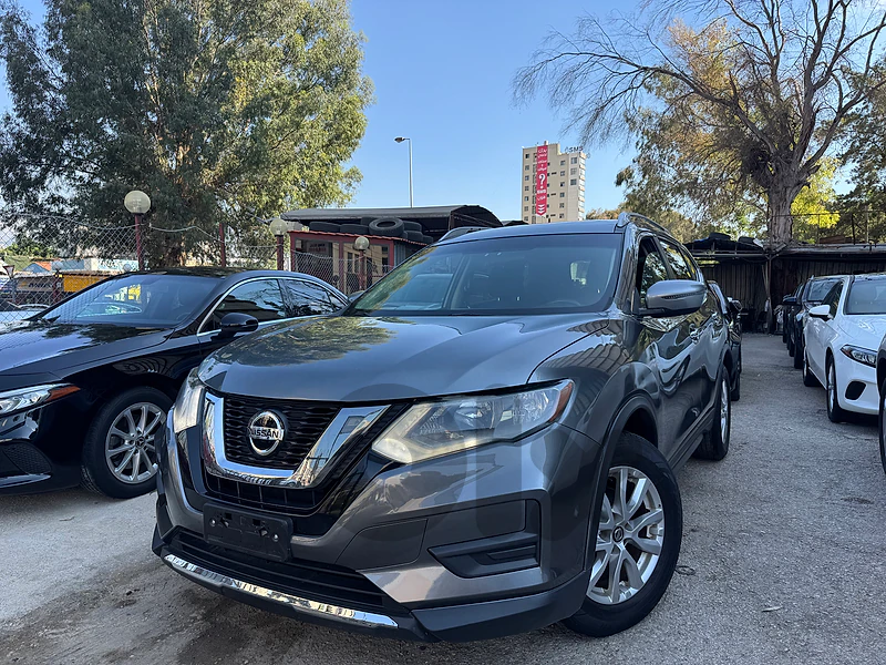Nissan Rogue 2018 SV, super clean, full options, 81/882165