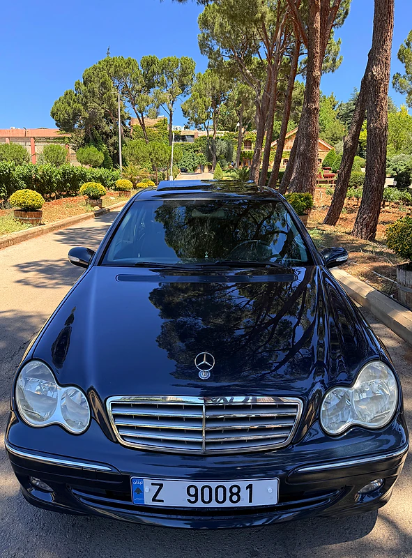 Mercedes-Benz C-Class 2005 C200
