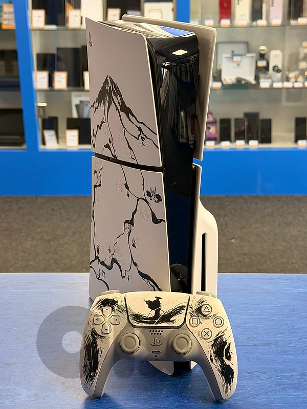 PS5 SLIM 1TB Ghost Of Yotei Edition Like Open Box ( TRADE AVAILABLE )