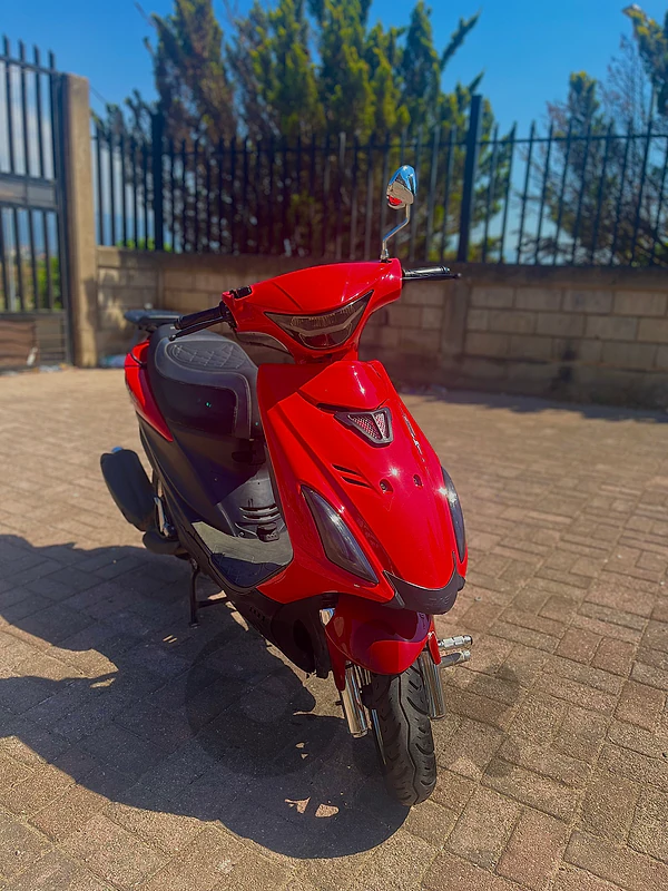 SUZZAKAI V150SS