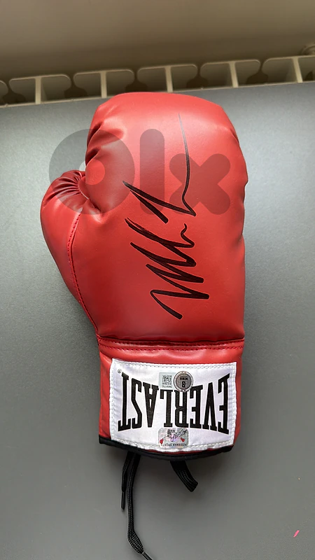 mike tyson signed glove