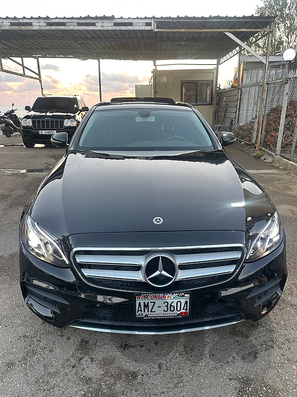 Mercedes-Benz E300 2018 LOOK AMG SUPER CLEAN 03667743
