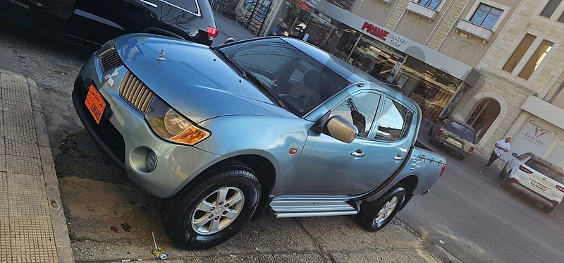 Mitsubishi Outlander PHEV 2006 2006
