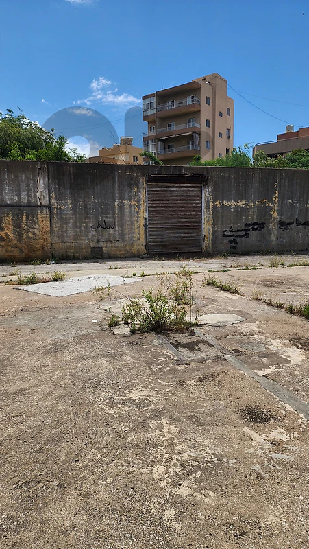 Industrial warehouse for sale in jdeide