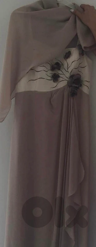 Beige Dress size 38 /  فستان بيج، مقاس 38