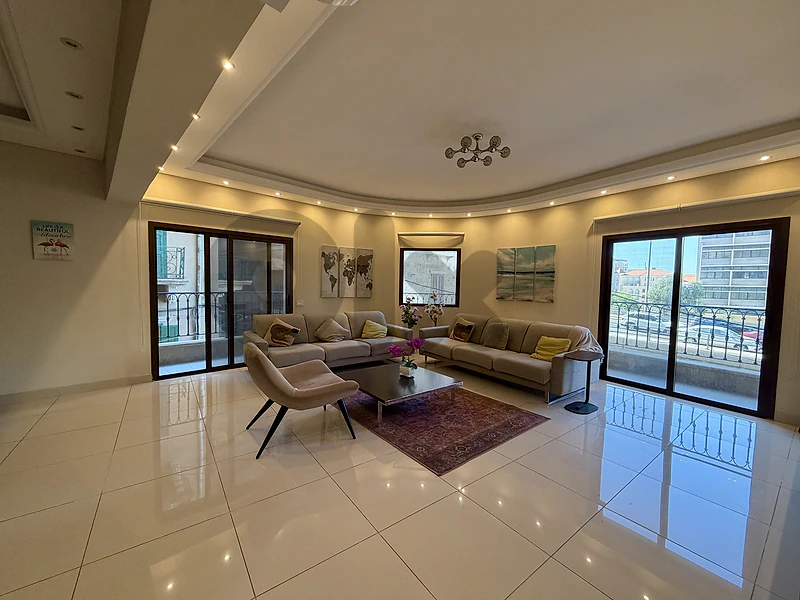 Apartment for rent in Achrafieh -MQRM0029- شقة للإيجار في الأشرفية Apartment for rent in Achrafieh -MQRM0029- شقة للإيجار في الأشرفية