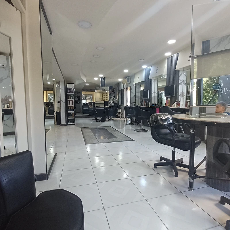 Shop for Rent in Hazmieh. Shop for Rent in Hazmieh.