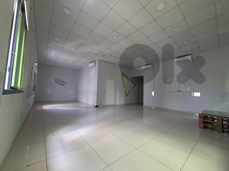 Office for Rent in Zalka with City Viewمكتب للإيجار في الزلقا مع إطلال Office for Rent in Zalka with City Viewمكتب للإيجار في الزلقا مع إطلال