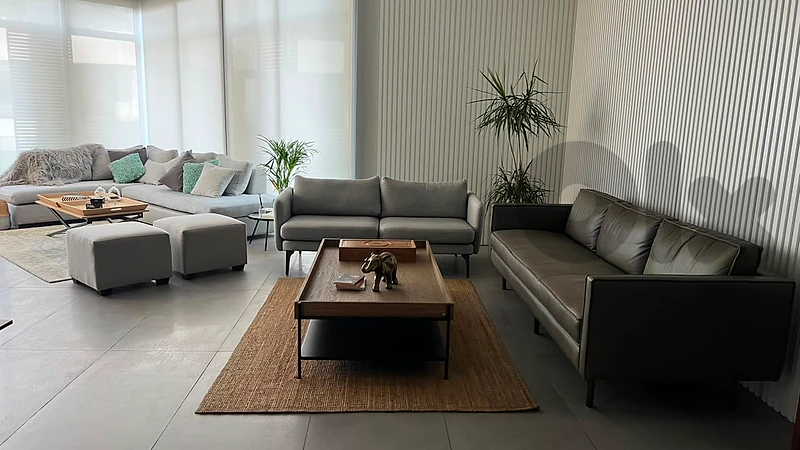 Modern furnished apartment for rent in Achrafieh.