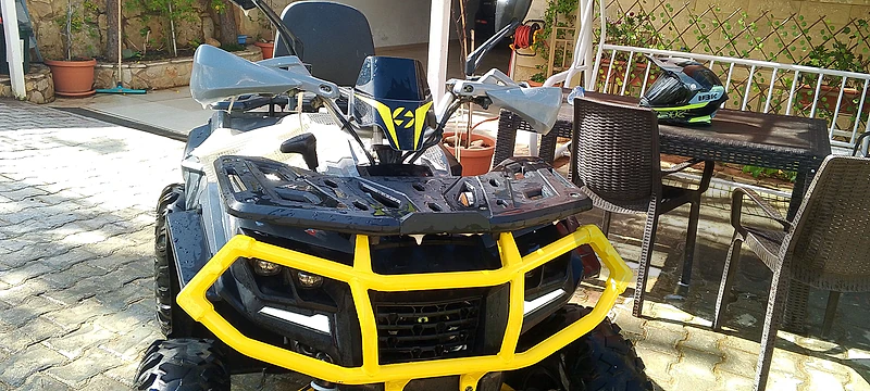 Atv spark 200cc Atv spark 200cc
