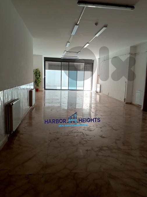 Office for Rent in Hazmieh - مكتب للإيجار في الحازمية