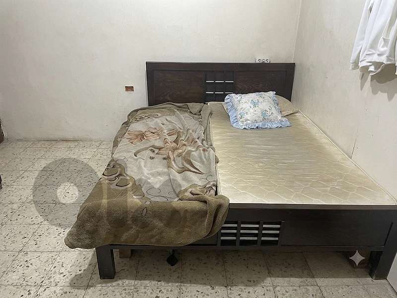 تخت مجوز نظيف  بدون فرشة  60$  81653689