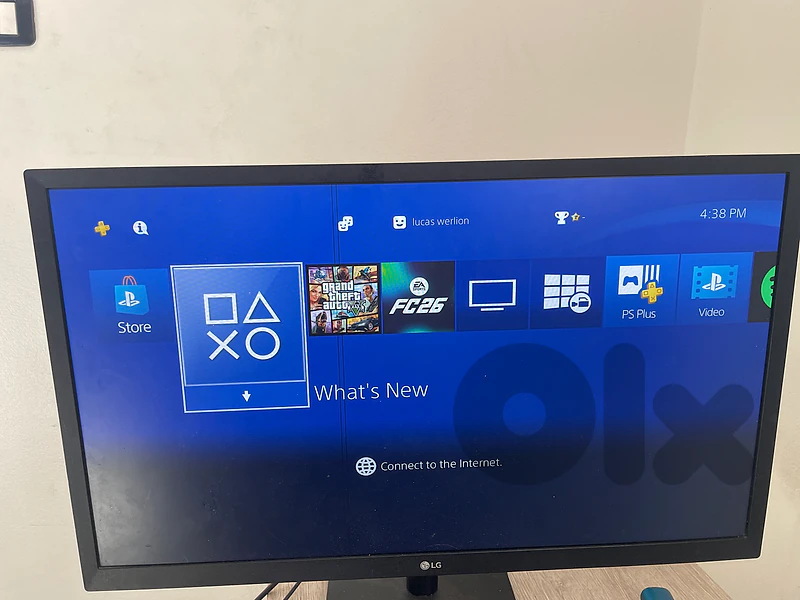 ps4 with gta5 and cables