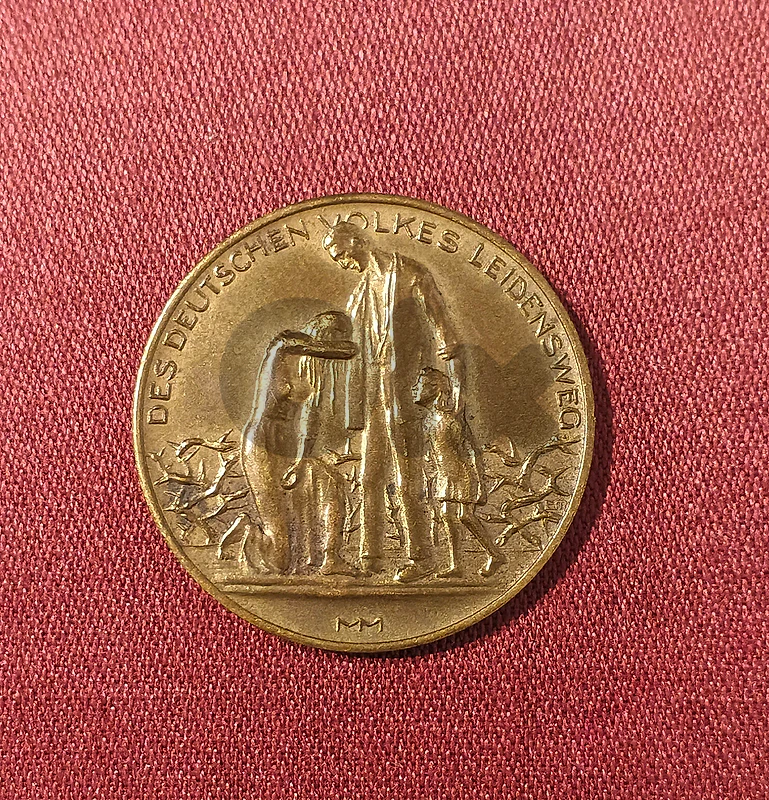 Original German commemorative medal ميدالية ألمانية أصلية