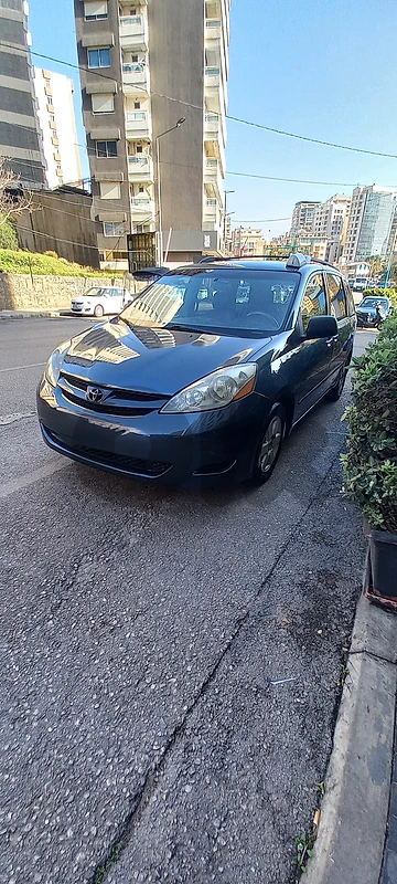 Toyota Sienna 2008