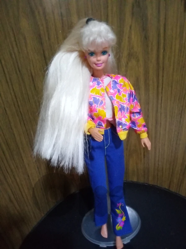 BARBIE & GINGER Mattel 1997 Articulated Great doll in similar wears=47