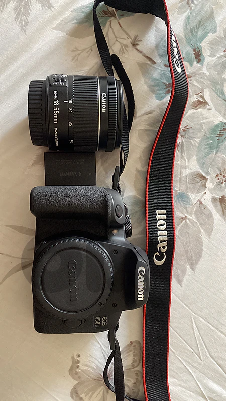 Canon EOS 850D Canon EOS 850D