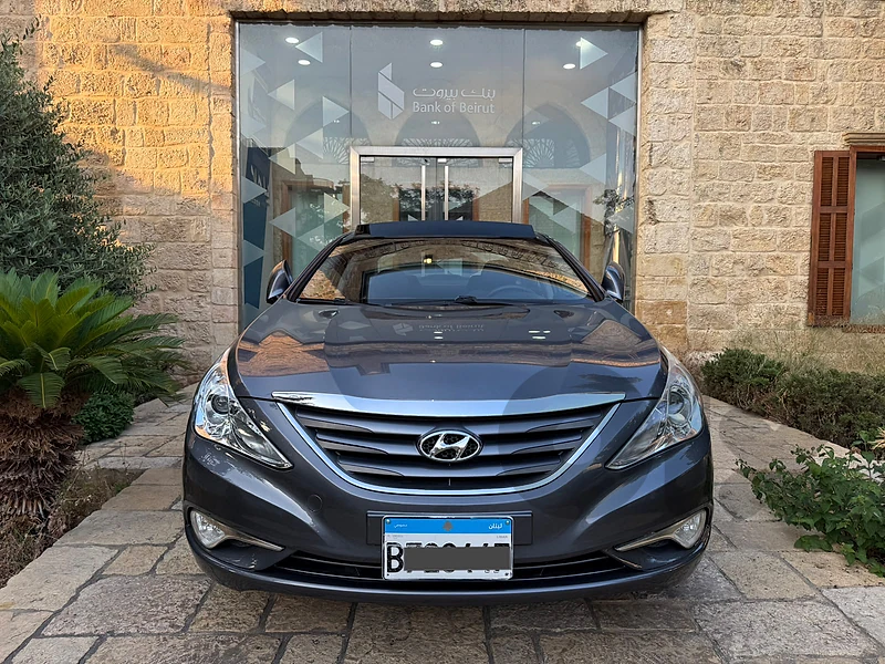 Hyundai Sonata 2014 Limited Company Source ( 145,000 KM )