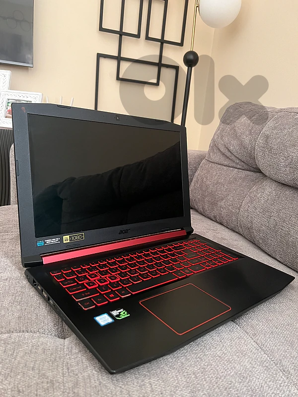 Acer Nitro i7 + 28GB RAM + GTX 1050 GPU Acer Nitro i7 + 28GB RAM + GTX 1050 GPU