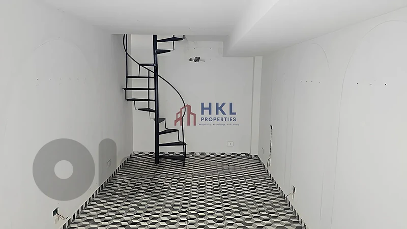 AH-HKL-074 Shop for rent in Achrafieh Near ABC
