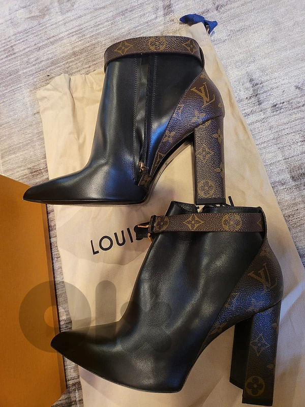 LV Ankle boots LV Ankle boots