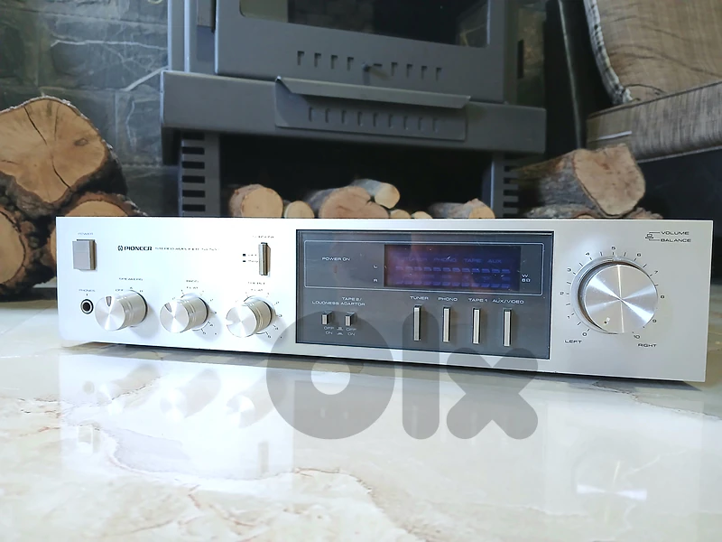 Vintage pioneer stereo amplifier
Since 1980
Working
Super clean