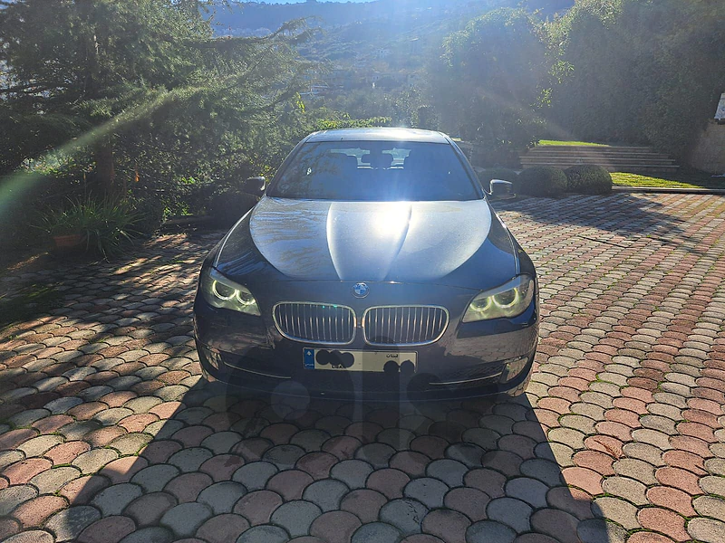 BMW 5-Series 2011 F10