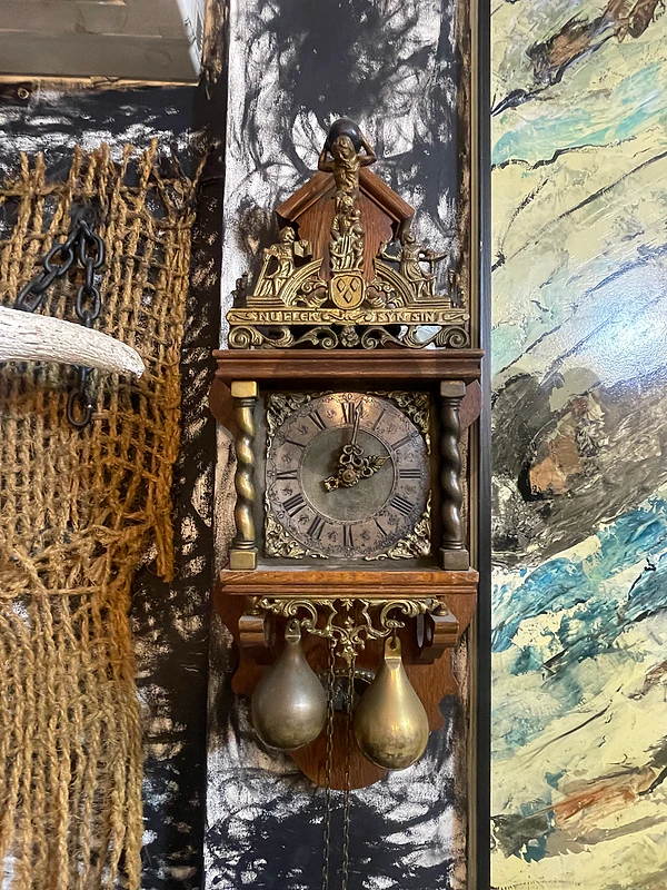 Antique Atlas clock