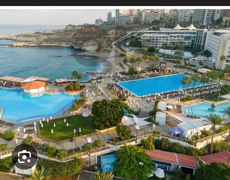 BEACH CABIN NO SLEEP SUMMER ACCESS ONLY MEUVENPICK BLUE ZONE BEIRUT