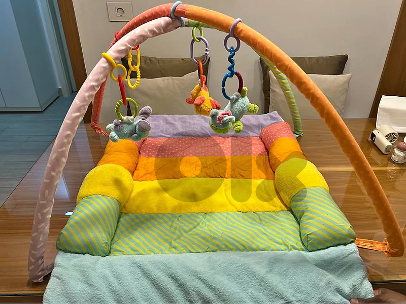 Baby Play Gym/Mat – Interactive & Colorful – Excellent Condition Baby Play Gym/Mat – Interactive & Colorful – Excellent Condition