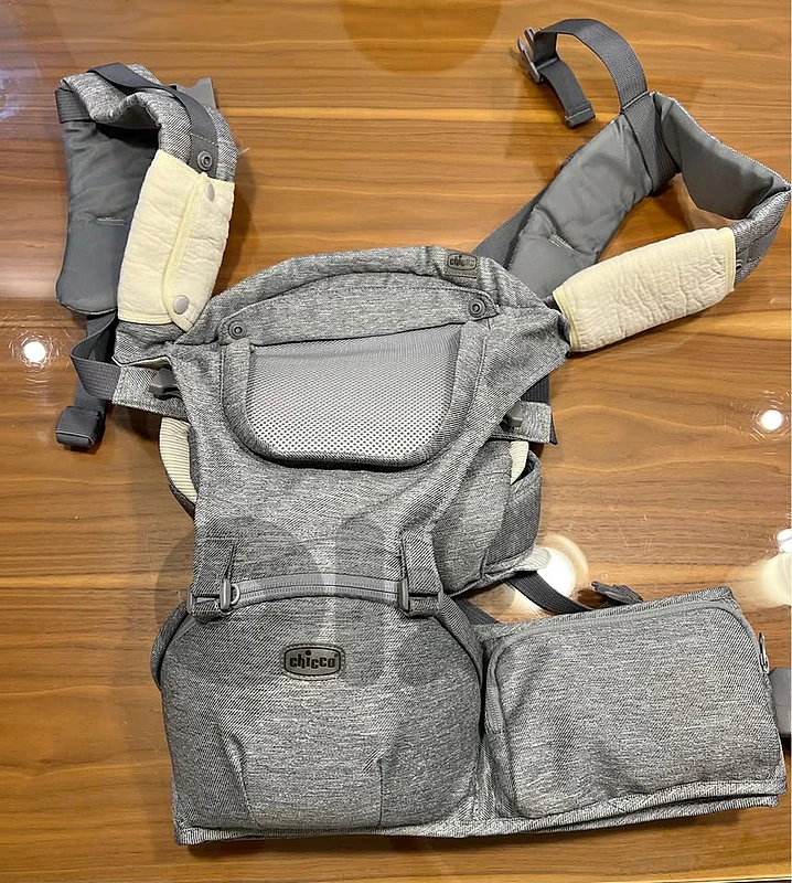 Chicco SideKick Plus 3-in-1 Hip Seat Carrier – Excellent Condition – V Chicco SideKick Plus 3-in-1 Hip Seat Carrier – Excellent Condition – V