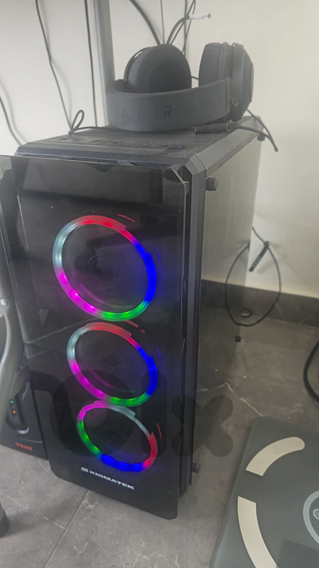 Very clean PC for sale with ups and 22 inch samsung screen Very clean PC for sale with ups and 22 inch samsung screen