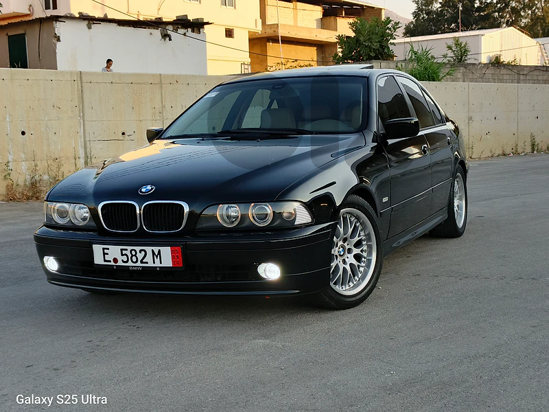 BMW 5-Series 2002 3th