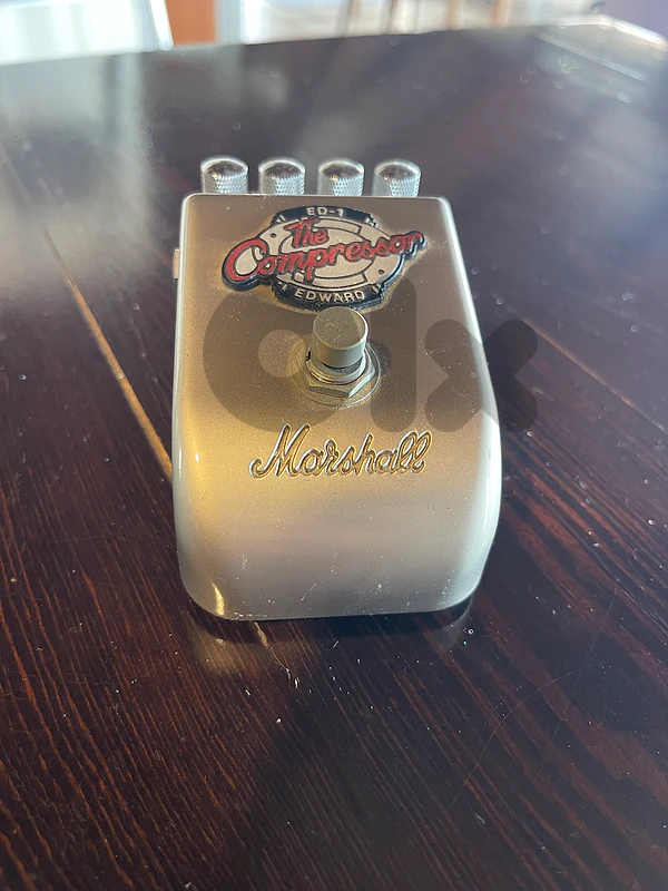 guitar and piano pedal Marshall ed1 compressor guitar and piano pedal Marshall ed1 compressor