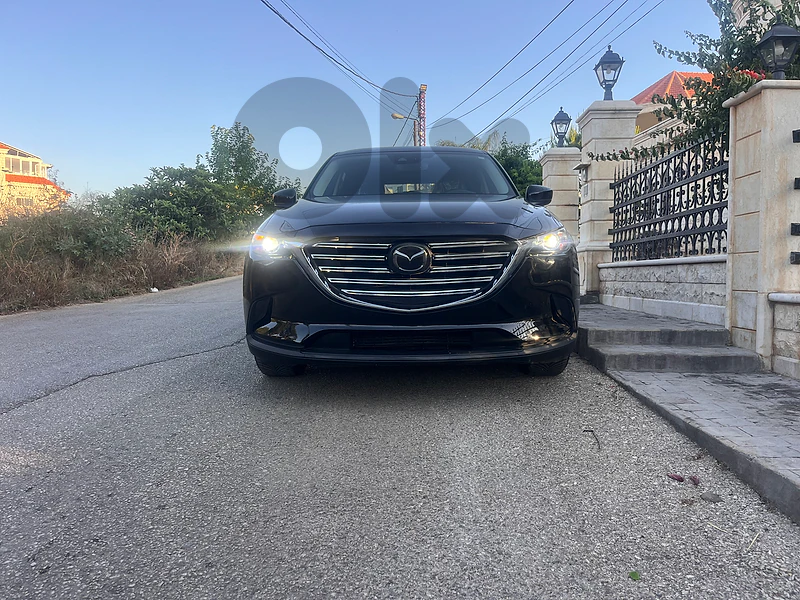 Mazda CX-9 2018, touring, super clean, full option.