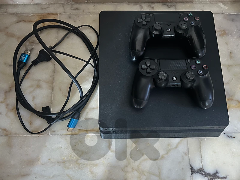 ps4 slim 500gb like new