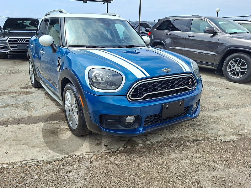 MINI Cooper S Countryman 2019 all 4 a 2.0L turbo MINI Cooper S Countryman 2019 all 4 a 2.0L turbo
