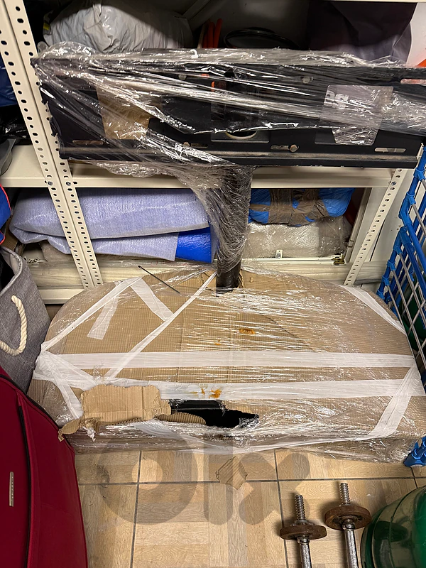 Table with TV stand build in